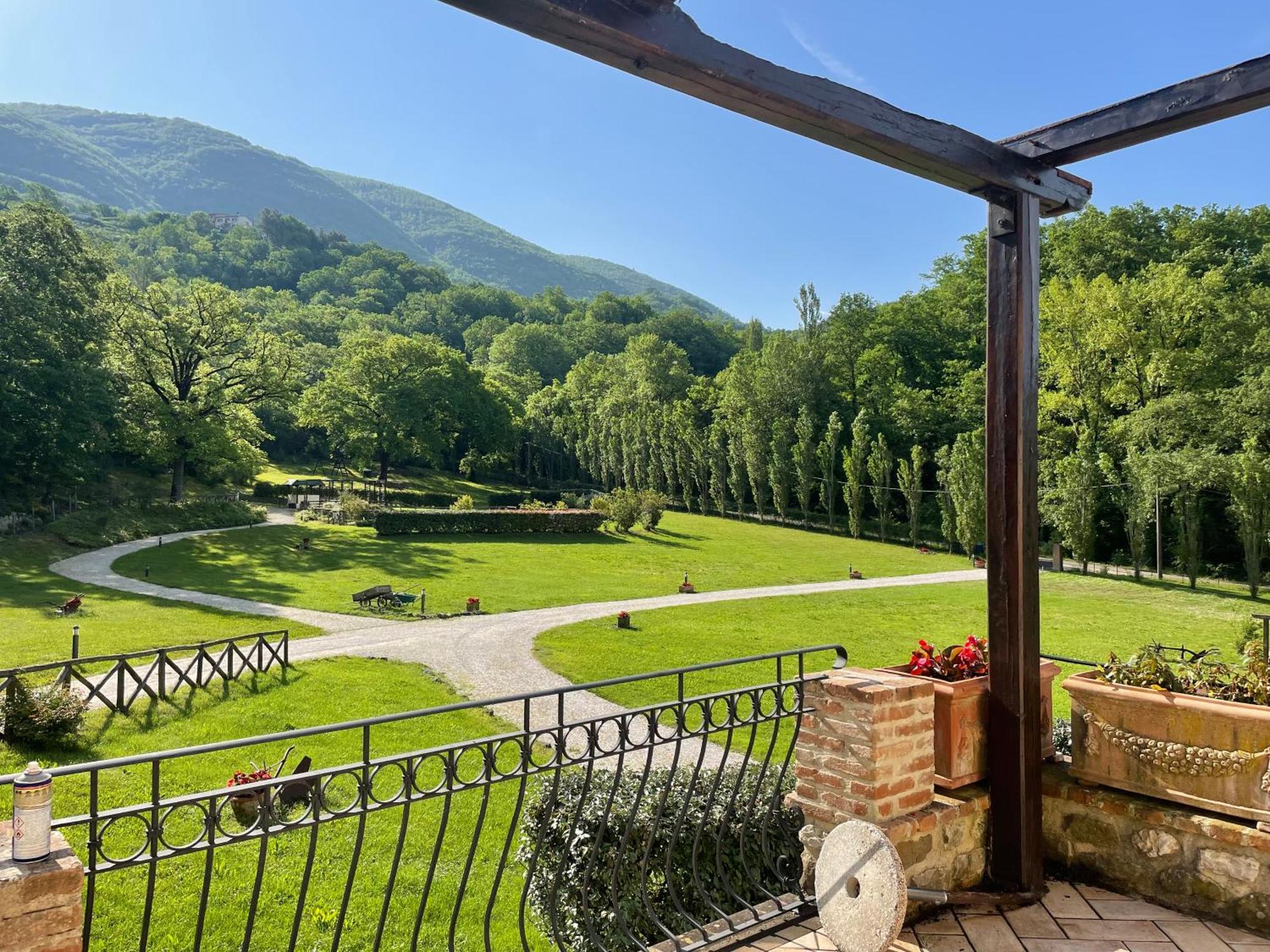 Cerqua Rosara Residence Valtopina Εξωτερικό φωτογραφία